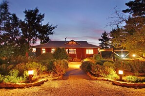 Comfort Cottage, Bay View, Mountainside (Phezulu - Self Catering) | Front of property - evening/night - Lalapanzi Lodge (Cape Town)