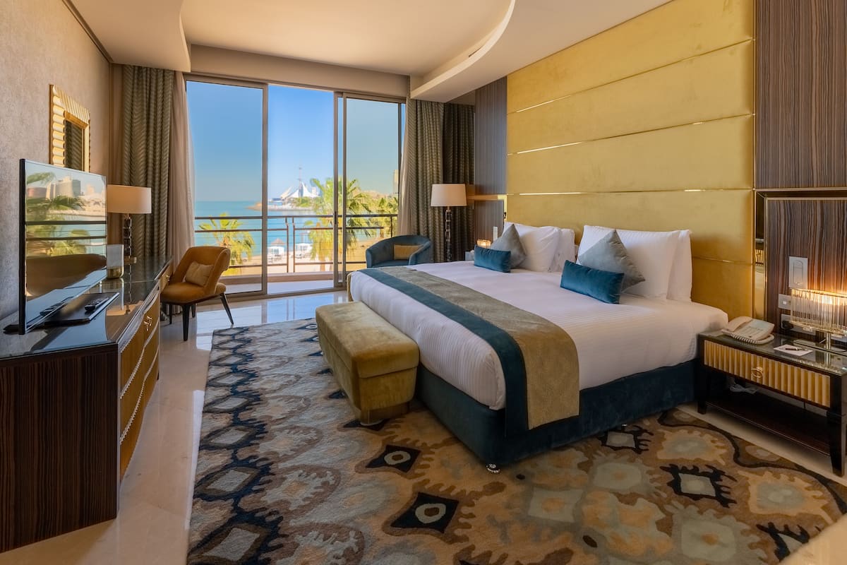 Royal-Suite, 1 King-Bett | Daunenbettdecken, Minibar, Zimmersafe, Schreibtisch