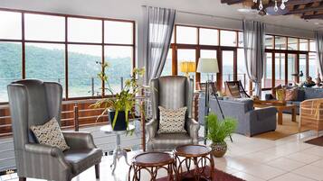 Kawasan tempat duduk lobi