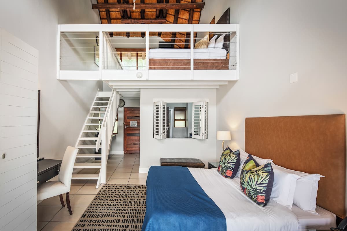 Loft | Literie de qualité supérieure, matelas Select Comfort, minibar