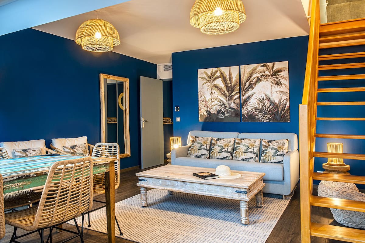 Superior Family Apartment (2 Bedroom) | Living area | 80-cm LCD TV with digital channels, TV, offices