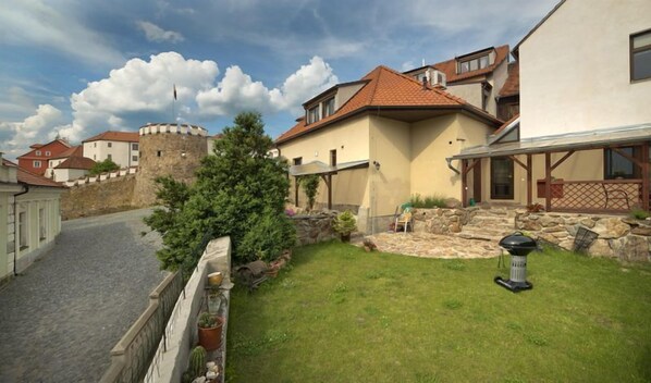 Front of property - evening/night