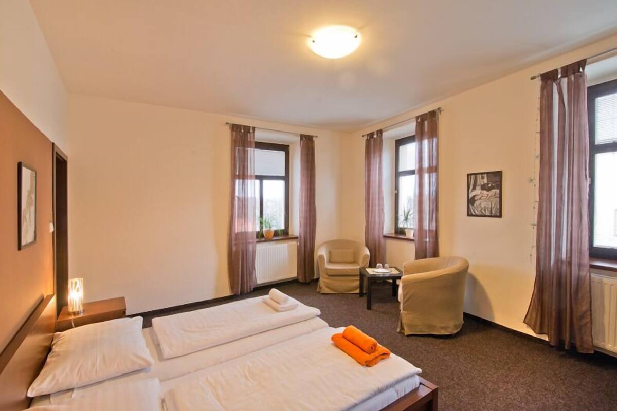 iron/ironing board, rollaway beds, free wifi