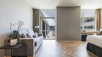 Premium Double Room, Private Bathroom | Down duvets, minibar, desk, blackout curtains