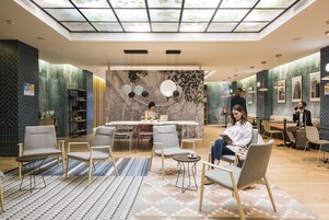 Desayuno bufé gratuito y diario