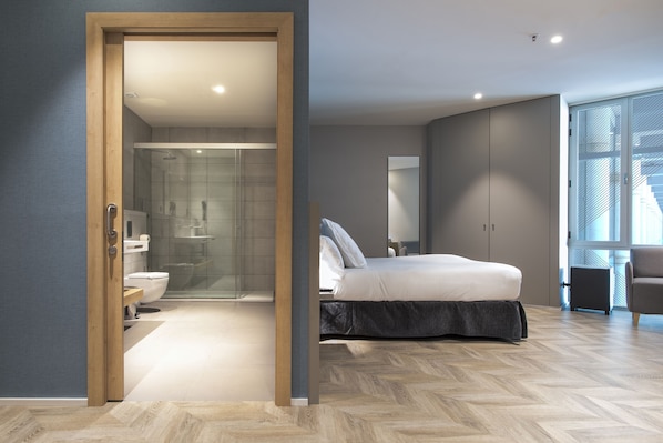 Premium Double Room, Private Bathroom