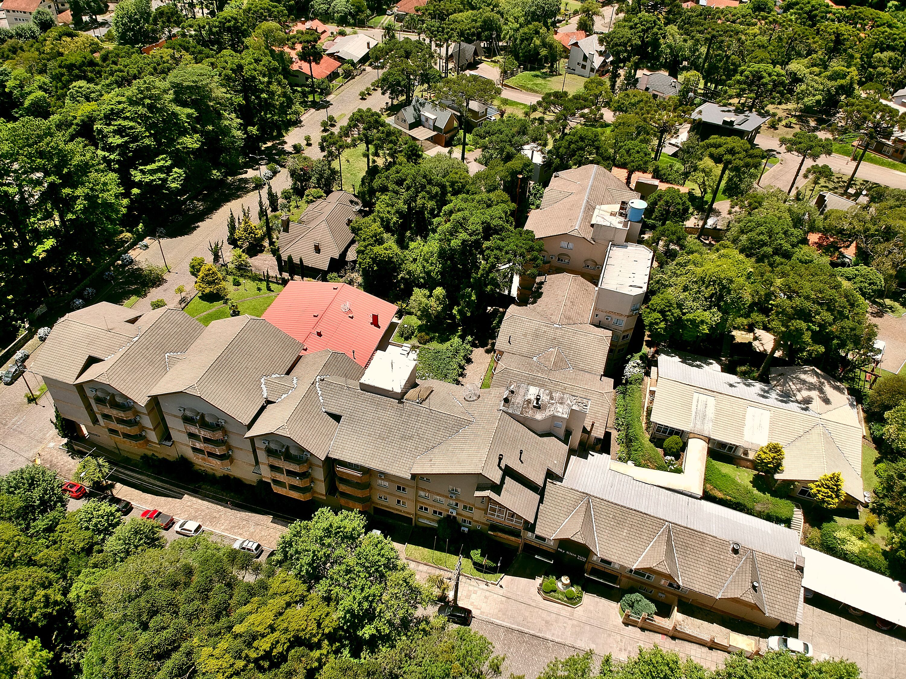 minibar, desk, soundproofing, free wifi