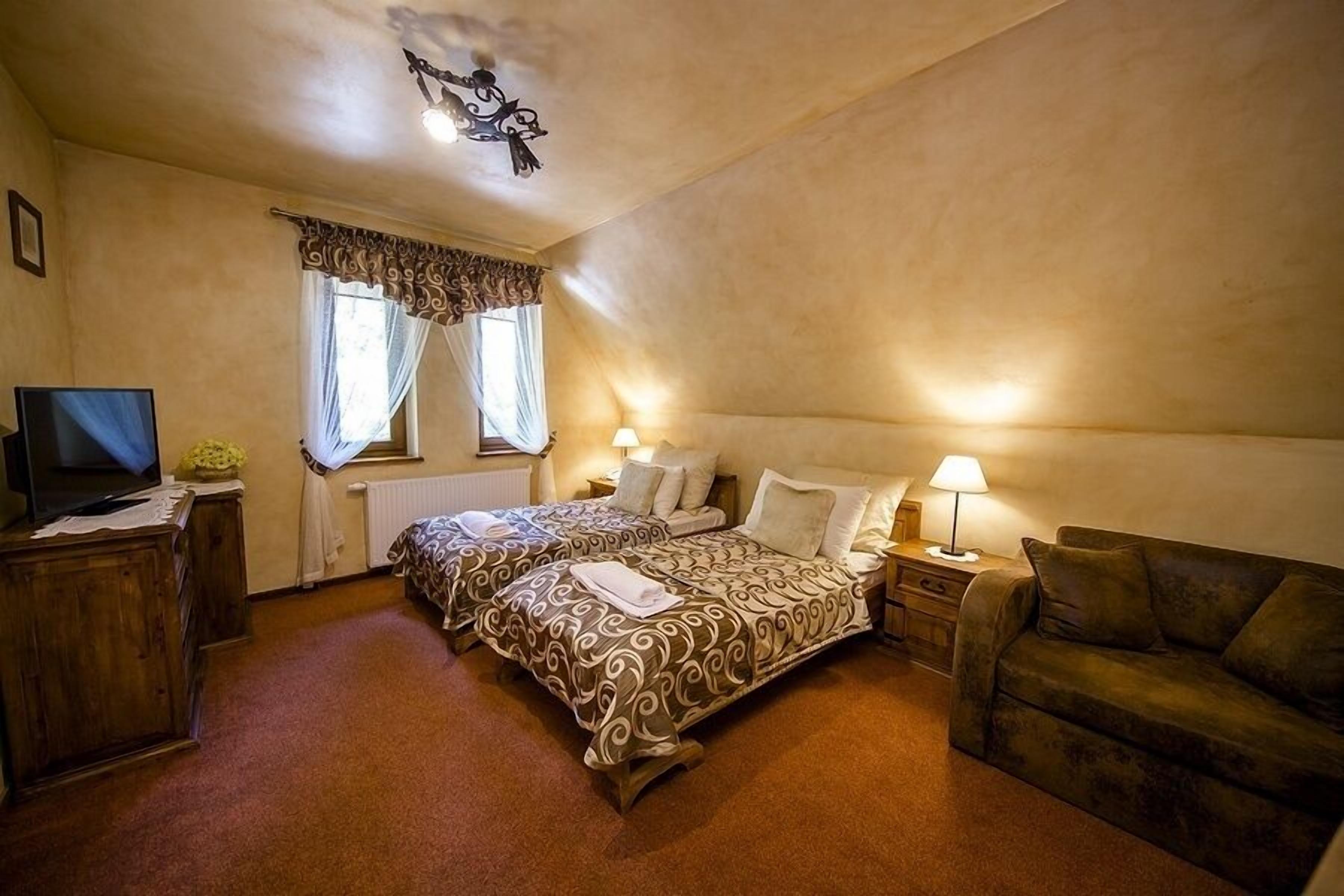 standard twin room | premium bedding, select comfort beds, in-room safe