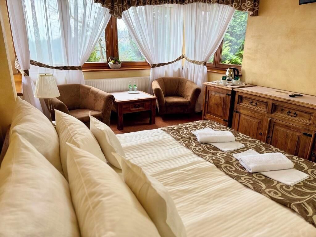 Premium bedding, Select Comfort beds, in-room safe
