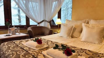 De Lux Double Room | Premium bedding, Select Comfort beds, in-room safe