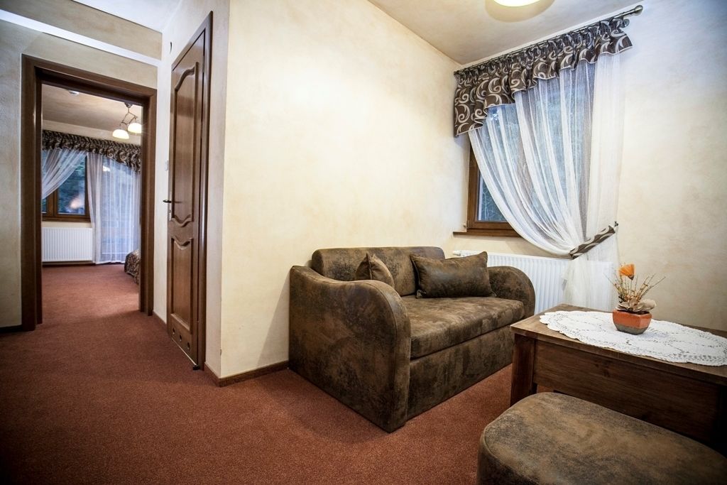 premium bedding, select comfort beds, in-room safe