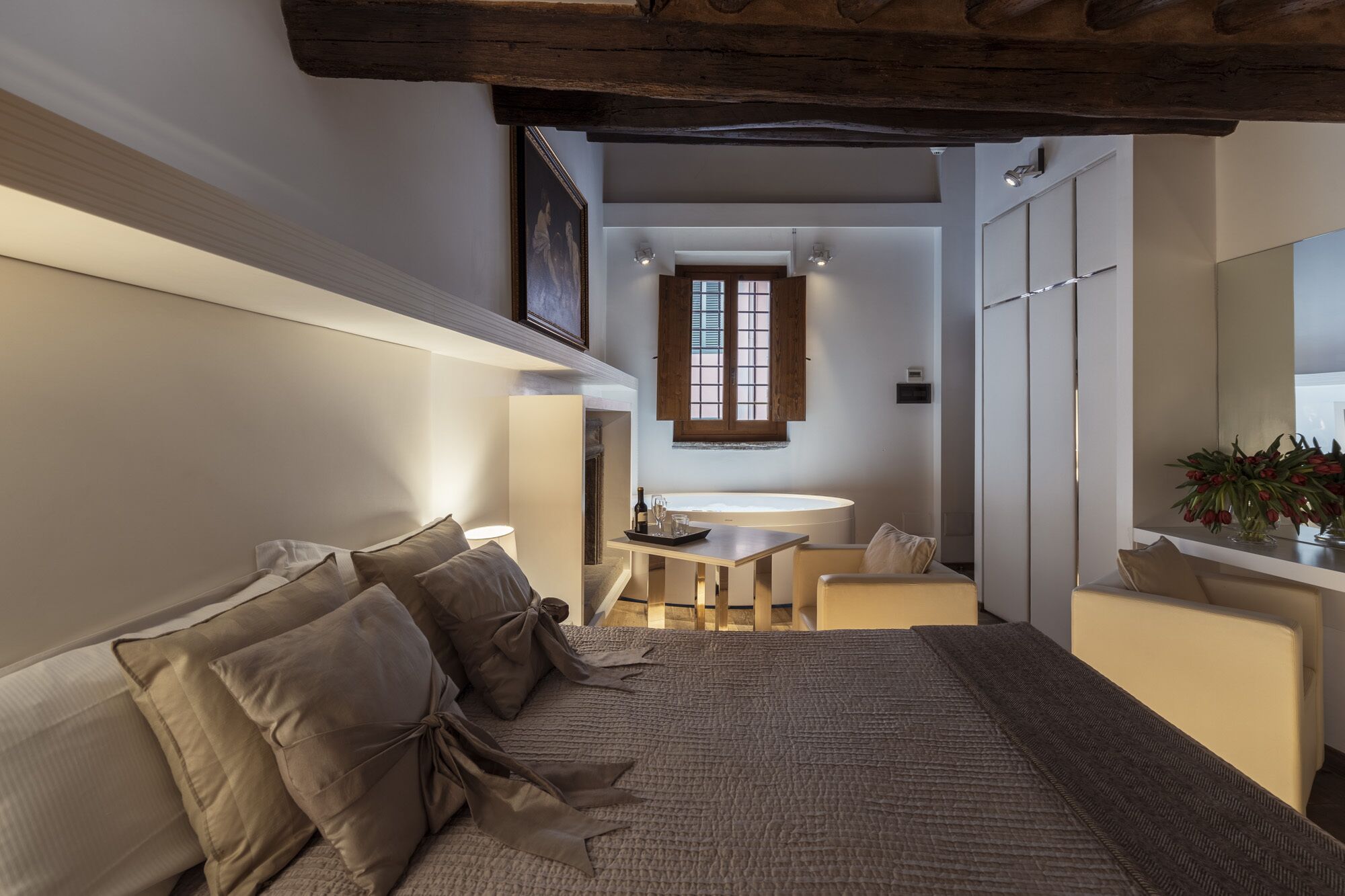 Photo - Gigli D'Oro Suite