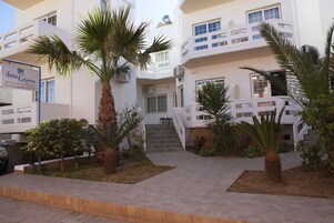 Fachada del alojamiento