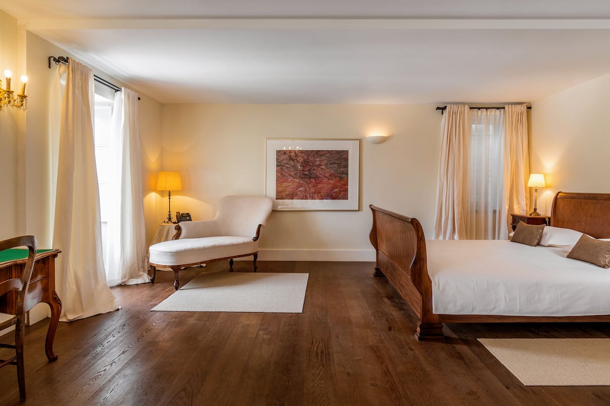 Family Suite, 2 Bedrooms, 2 Bathrooms (Von Erlach Suite)