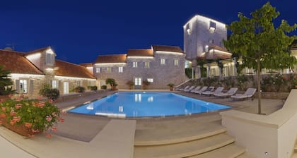 Hotel Martinis Marchi