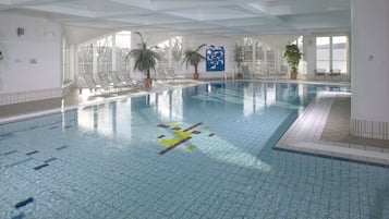 Exercise/lap pool