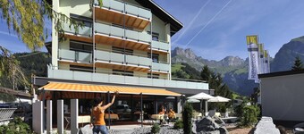 哈恩布里克飯店