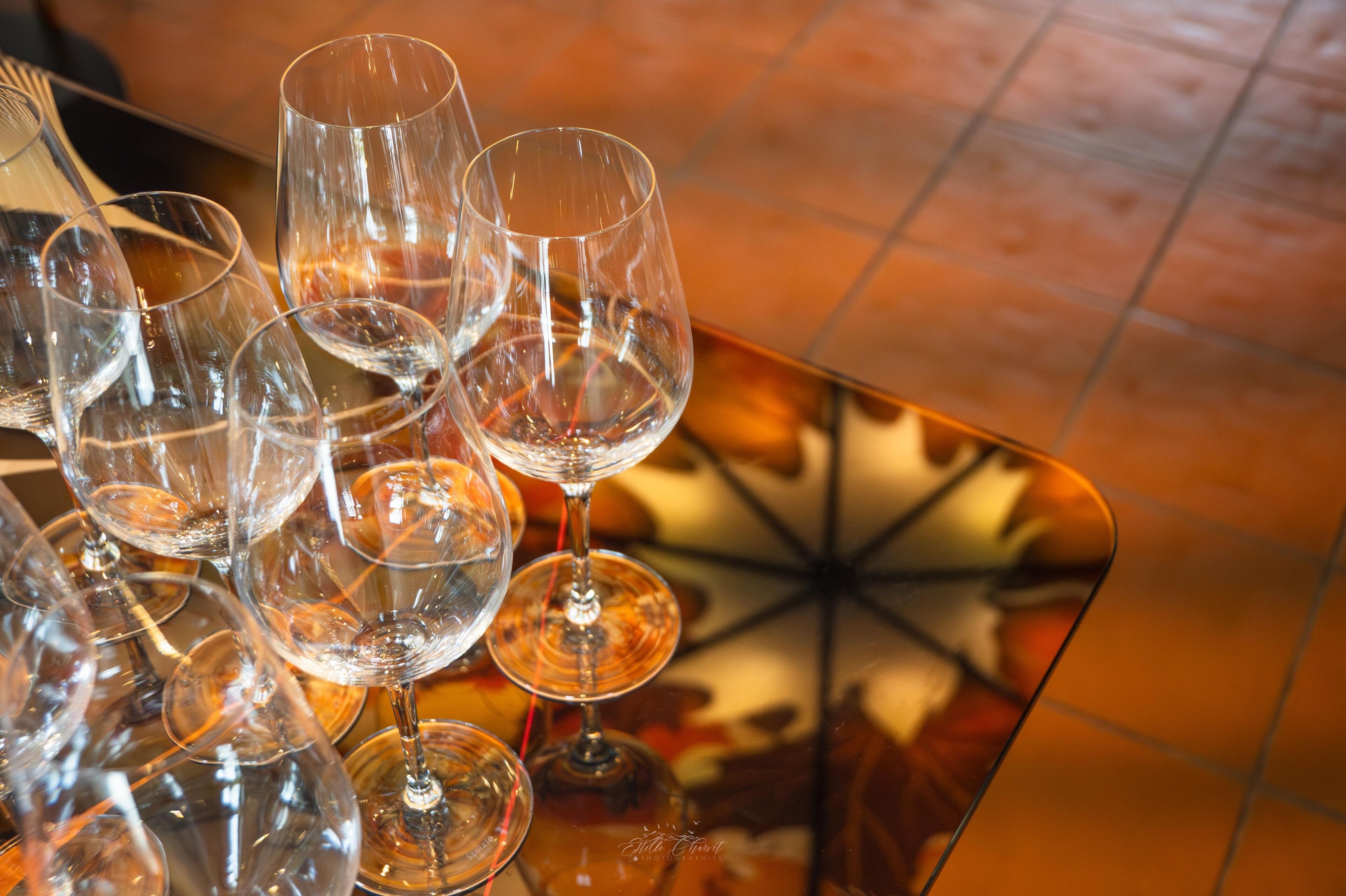 breakfast, lunch, dinner served; french cuisine