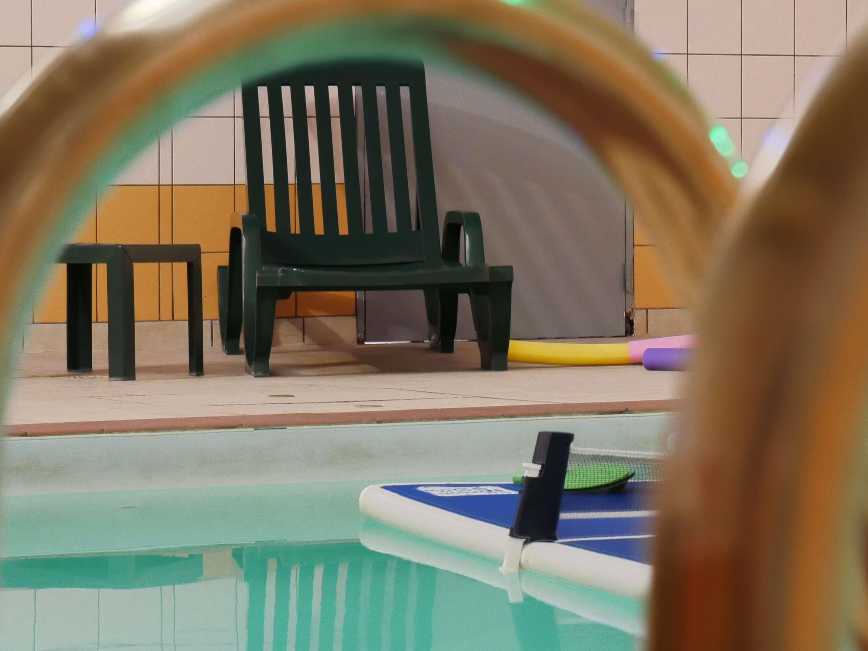 สระว่ายน้ำในร่ม