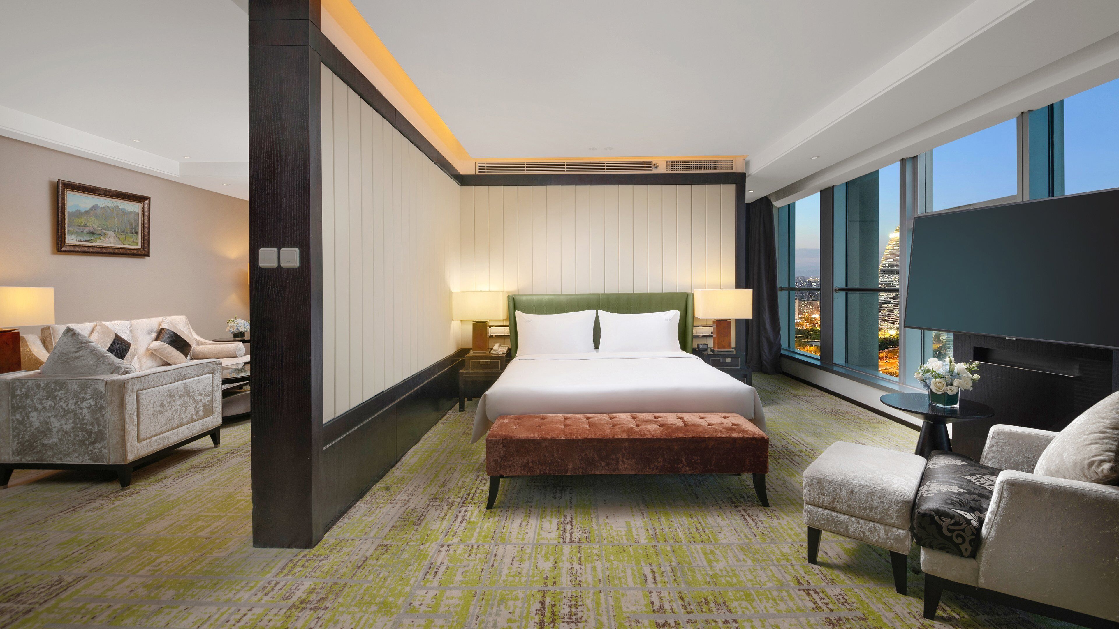 Suite, 1 King Bed, Club Lounge Access (High Floor) | Premium bedding, down comforters, minibar, in-room safe