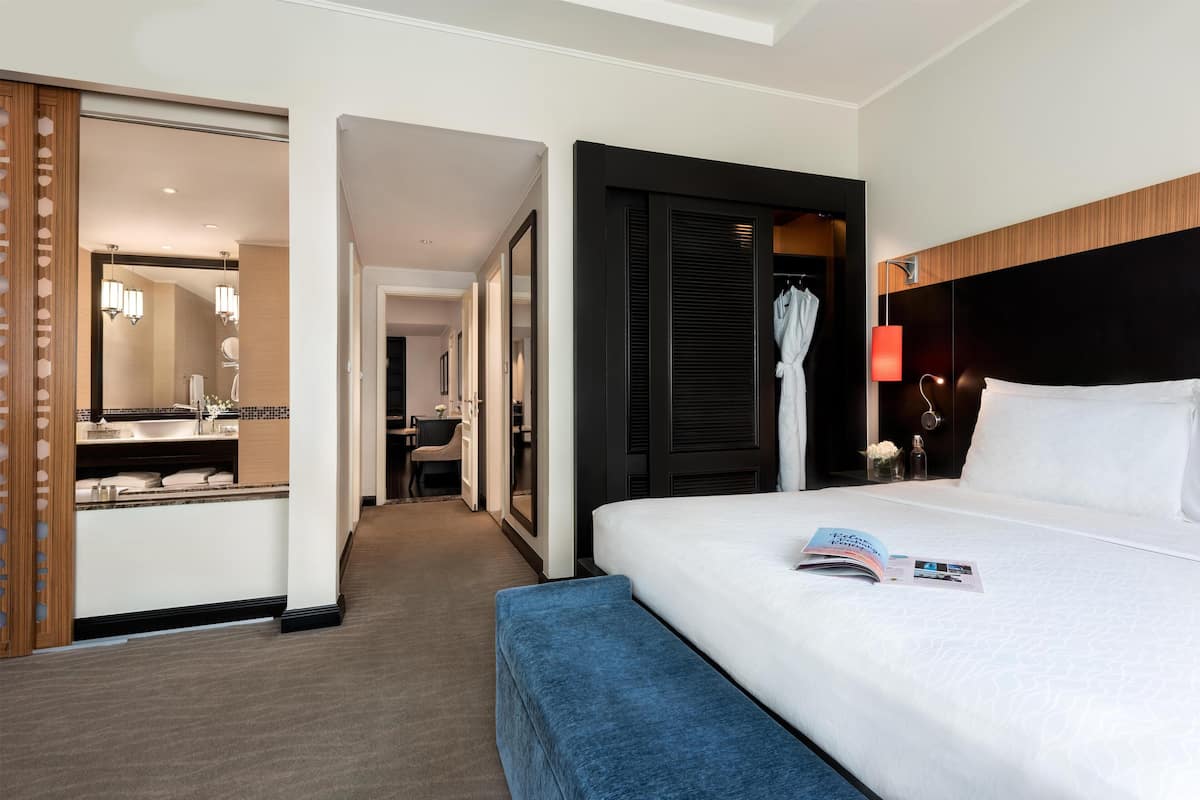 Family Suite, Evening Drinks & Canapes Section, Free Shuttle To Public Beach | Premium bedding, down duvets, minibar, in-room safe