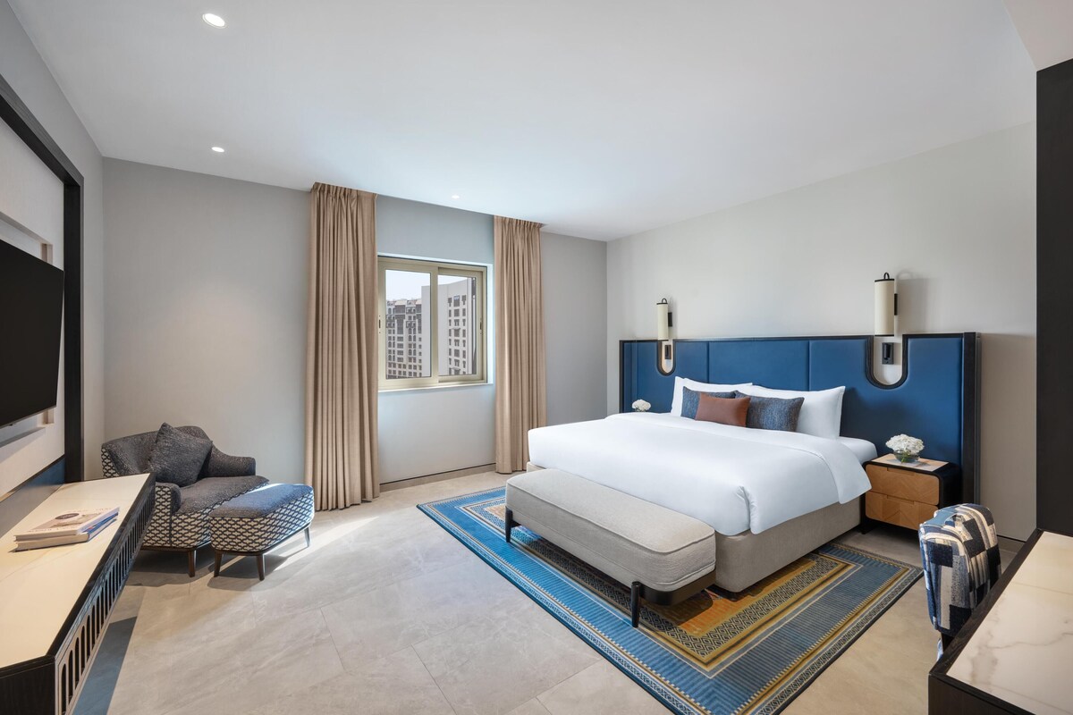 Ropa de cama de alta calidad, edredón y minibar 
