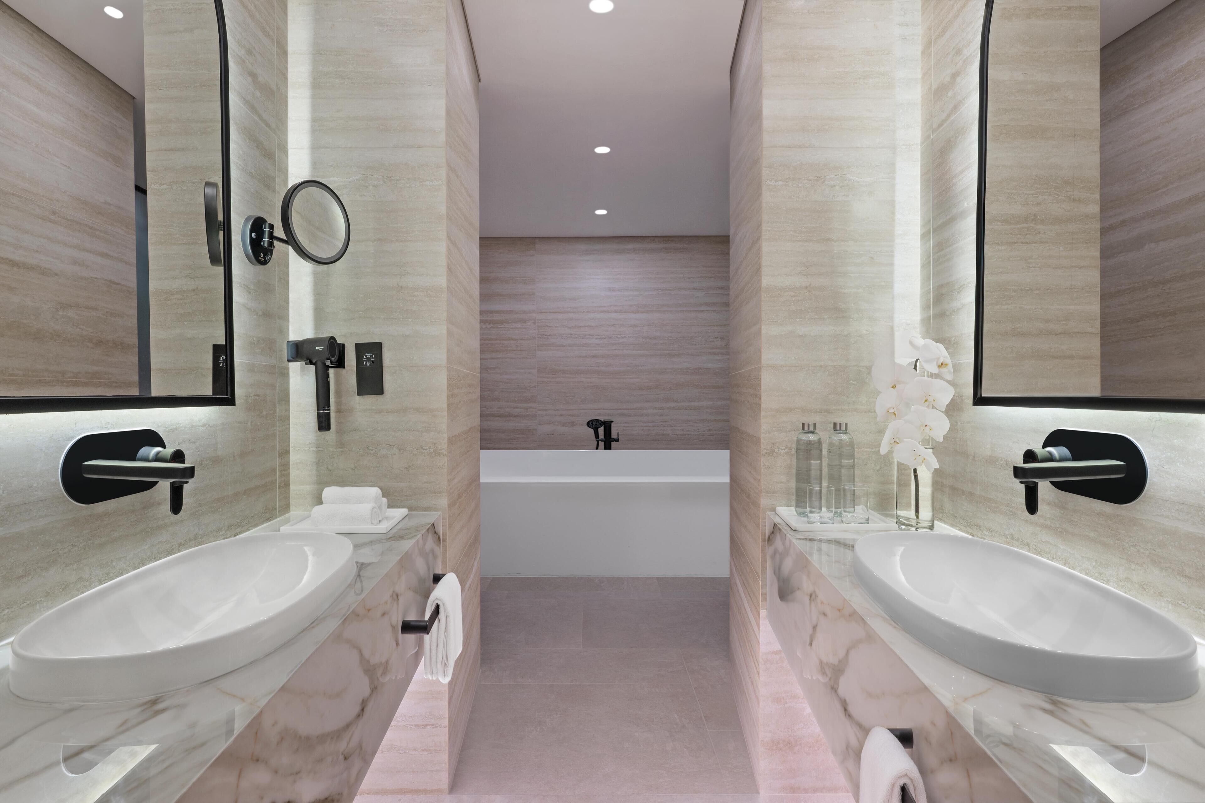 Photo - Oaks Ibn Battuta Gate Dubai