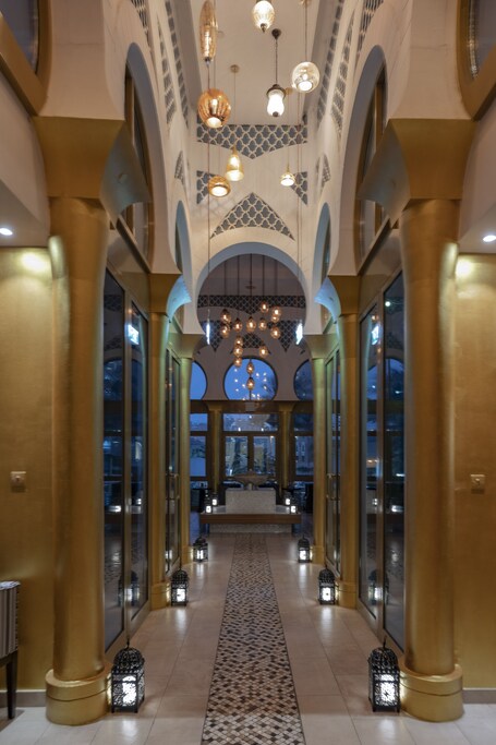 Oaks Ibn Battuta Gate Dubai - Image 11