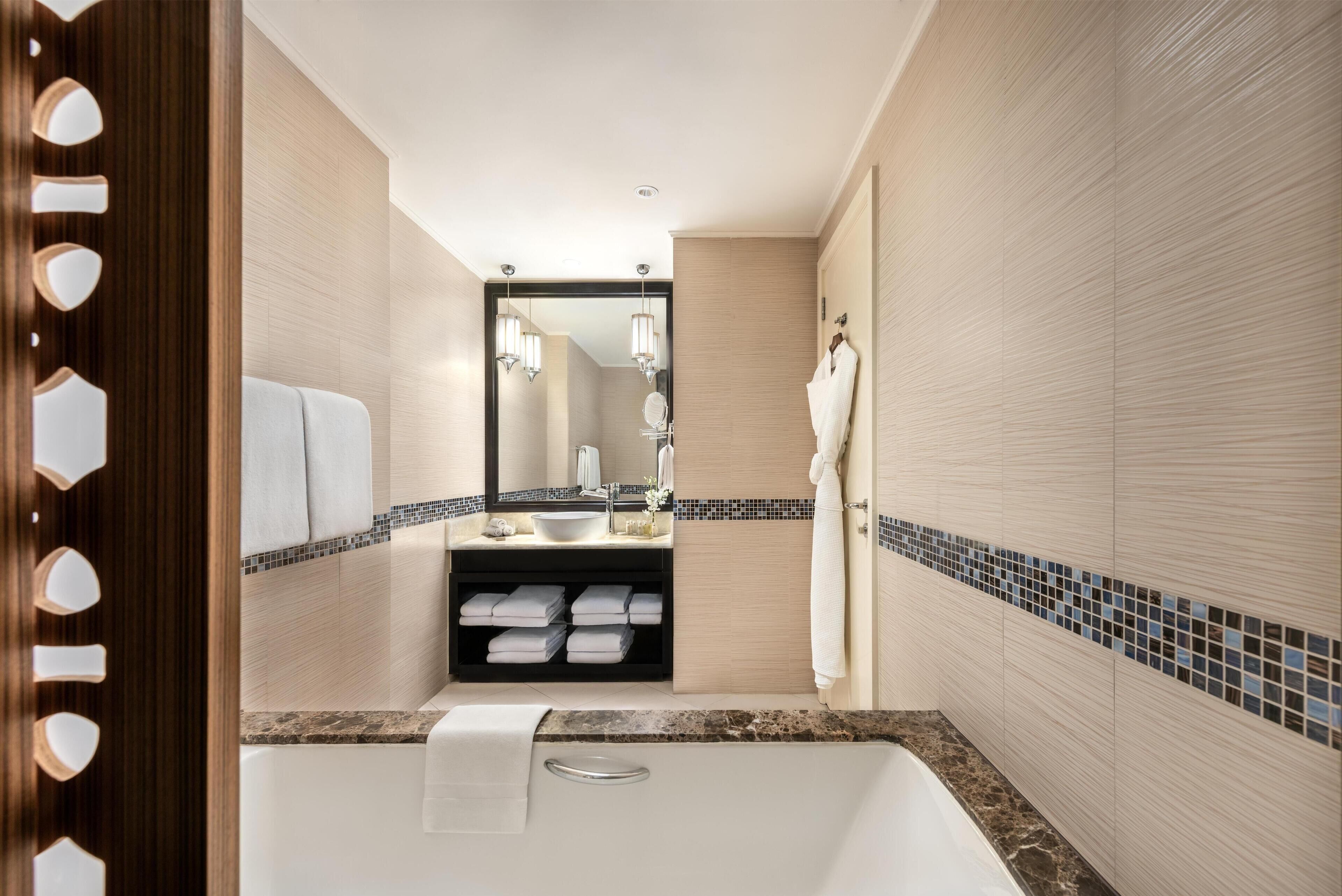 Family Suite, Evening Drinks & Canapes Section, Free Shuttle To Public Beach | Premium bedding, down duvets, minibar, in-room safe