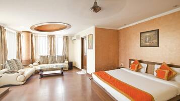 Premium bedding, Select Comfort beds, minibar, in-room safe