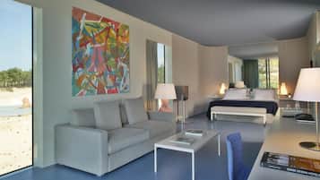 Premium bedding, down duvets, minibar, in-room safe