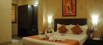 Hotel Madhav International