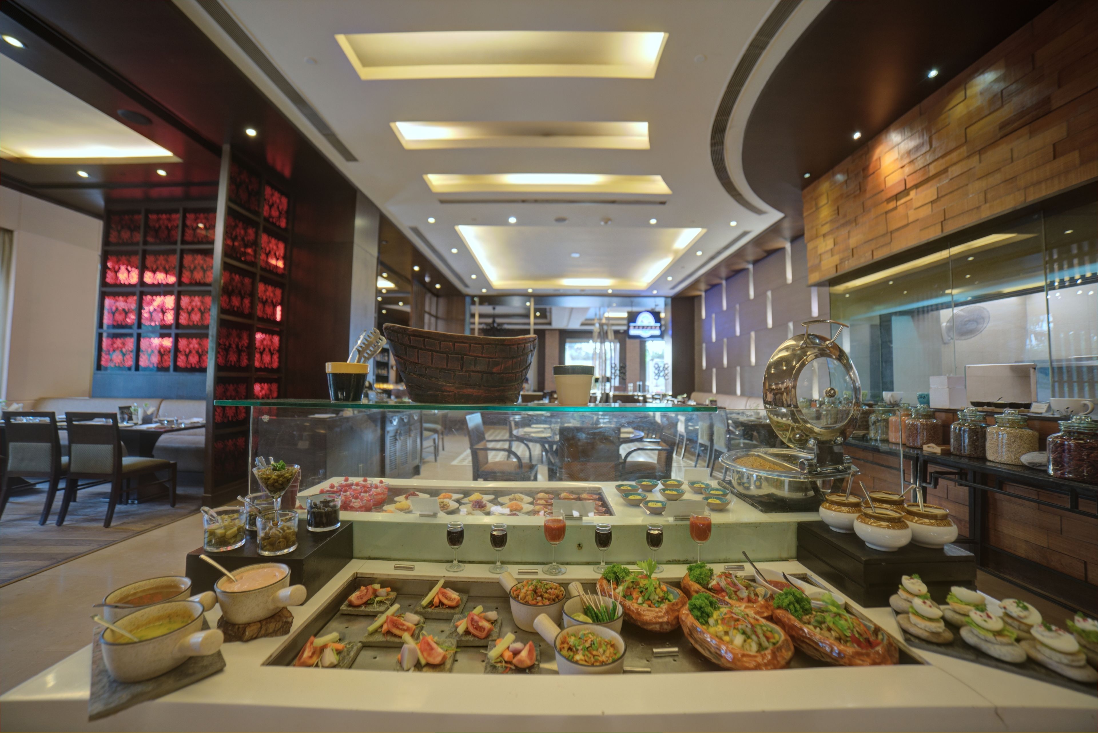 Photo - Goldfinch Hotel Delhi NCR