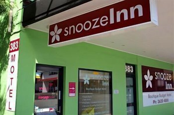 Exterior - Snooze Inn (Fortitude Valley)