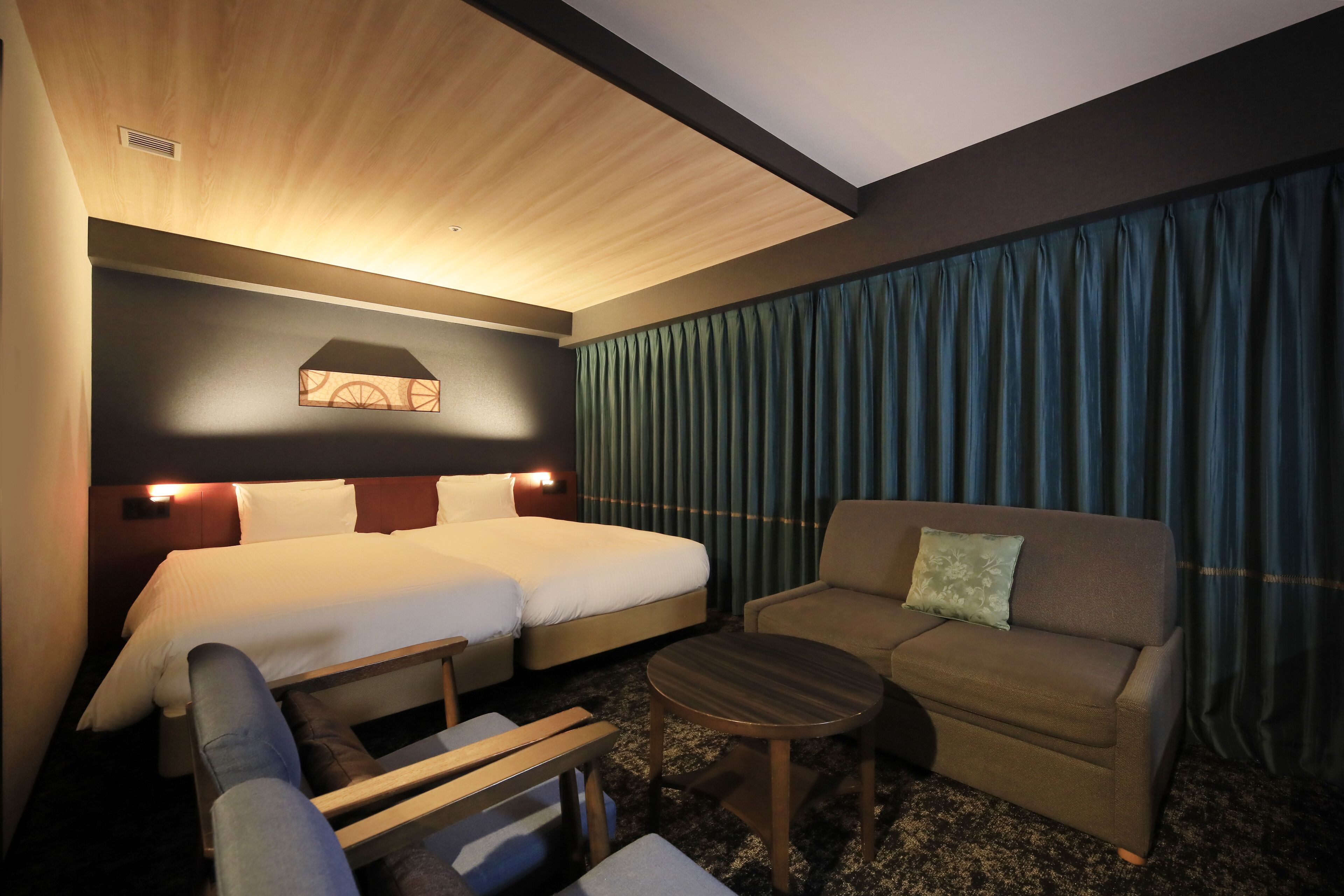 1 bedroom, iron/ironing board, free wifi