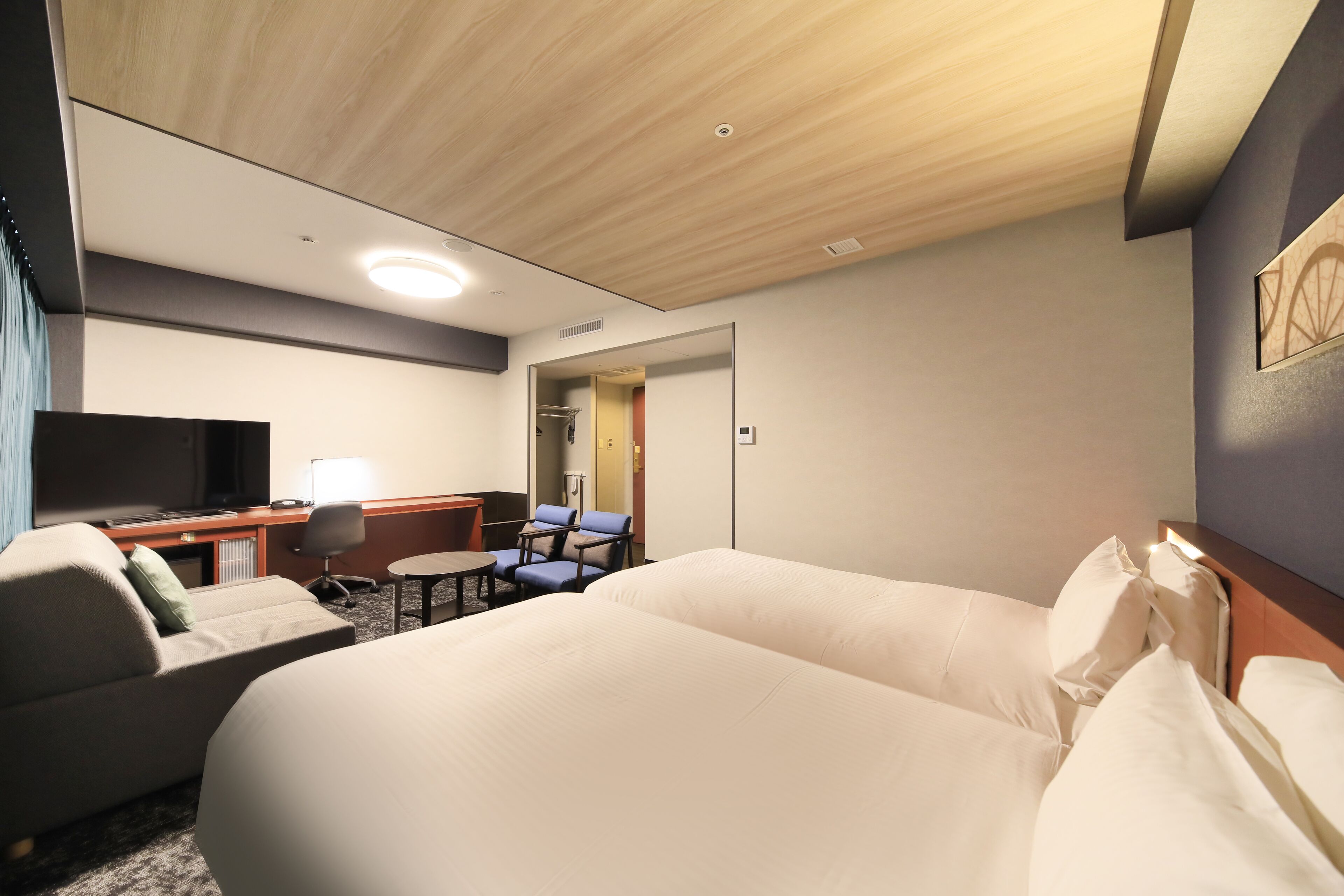 1 bedroom, iron/ironing board, free wifi