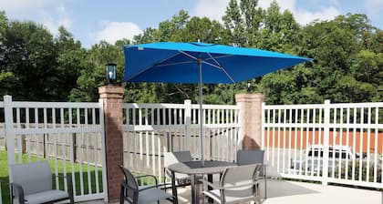 Holiday Inn Express Hotel & Suites Baton Rouge North by IHG