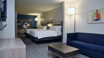 Suite | In-room safe, desk, iron/ironing board, free cots/infant beds