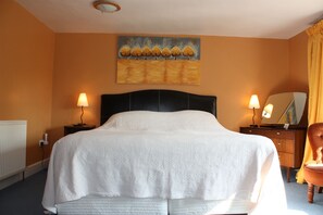 Miscellaneous - Manor Farm Bed & Breakfast (Chippenham)