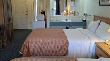 Standard Twin Room, Courtyard View | Pillow-top beds, soundproofing, iron/ironing board, free WiFi