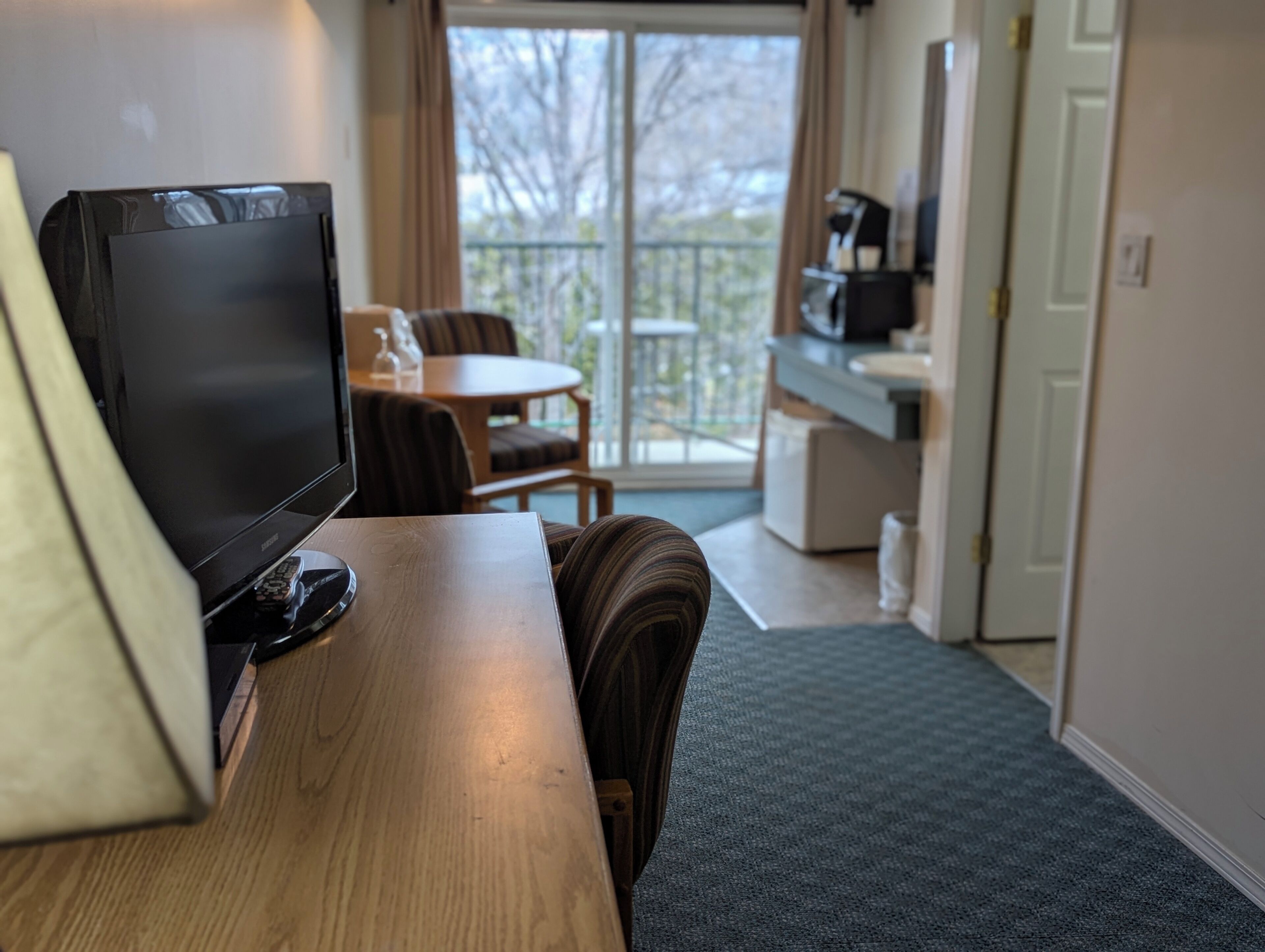 Double Room | Pillow-top beds, soundproofing, iron/ironing board, free WiFi