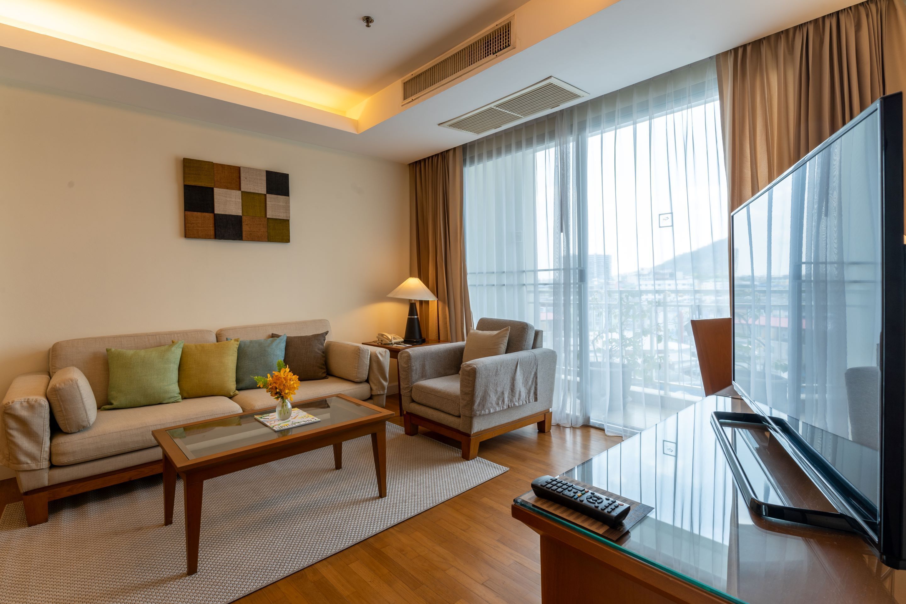 one bedroom suite | minibar, in-room safe, individually decorated, desk