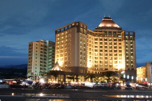 Front of property - evening/night