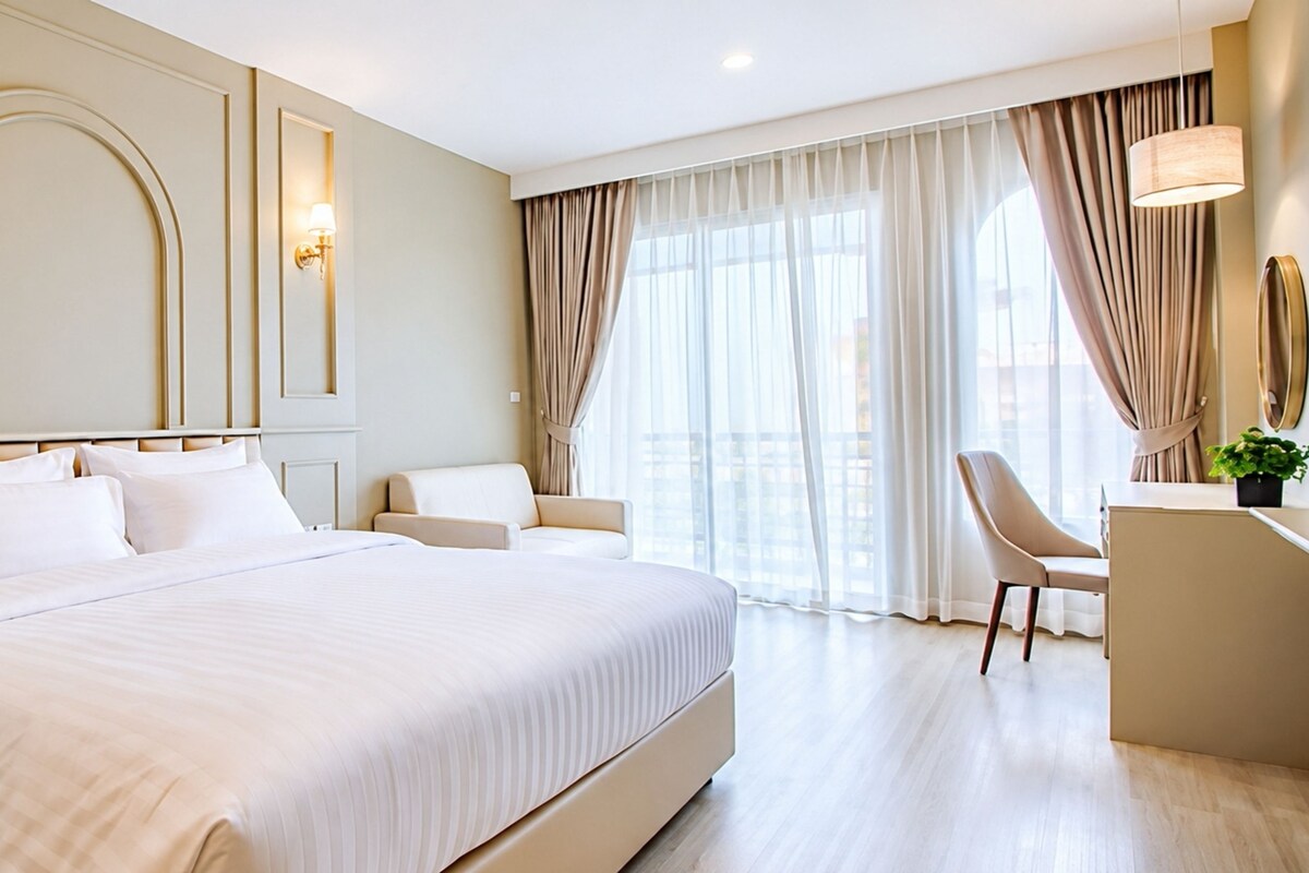 Premier room | Caja fuerte, escritorio, cortinas opacas y wifi gratis