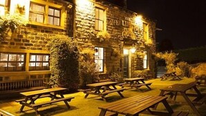 Unclassified image, 5 of 30, button - Wellington Inn (Harrogate)