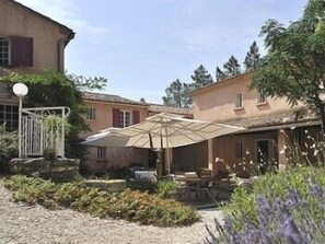Exterior - Hôtel Des Pins (Bedoin)