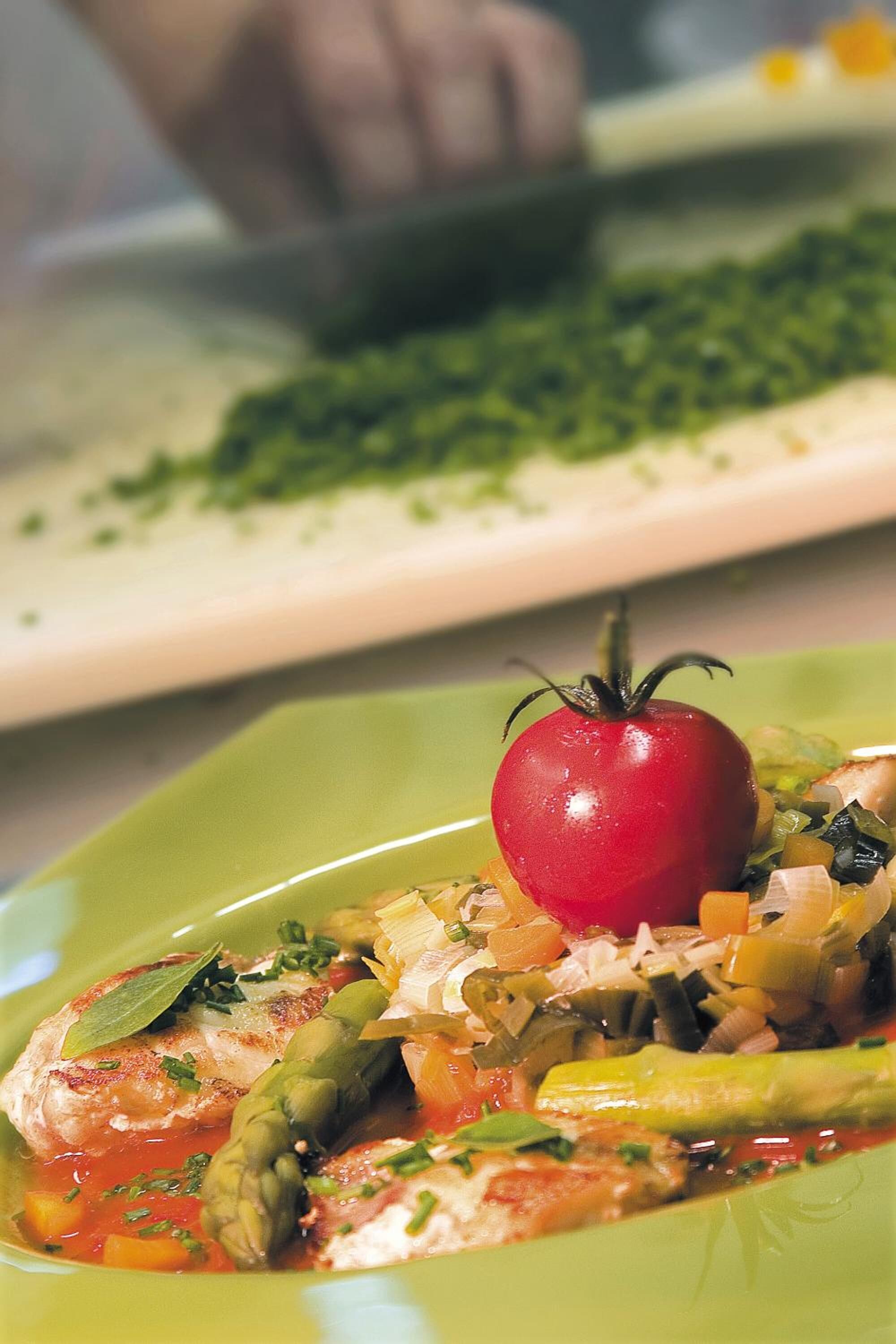 lunch and dinner served, regional cuisine