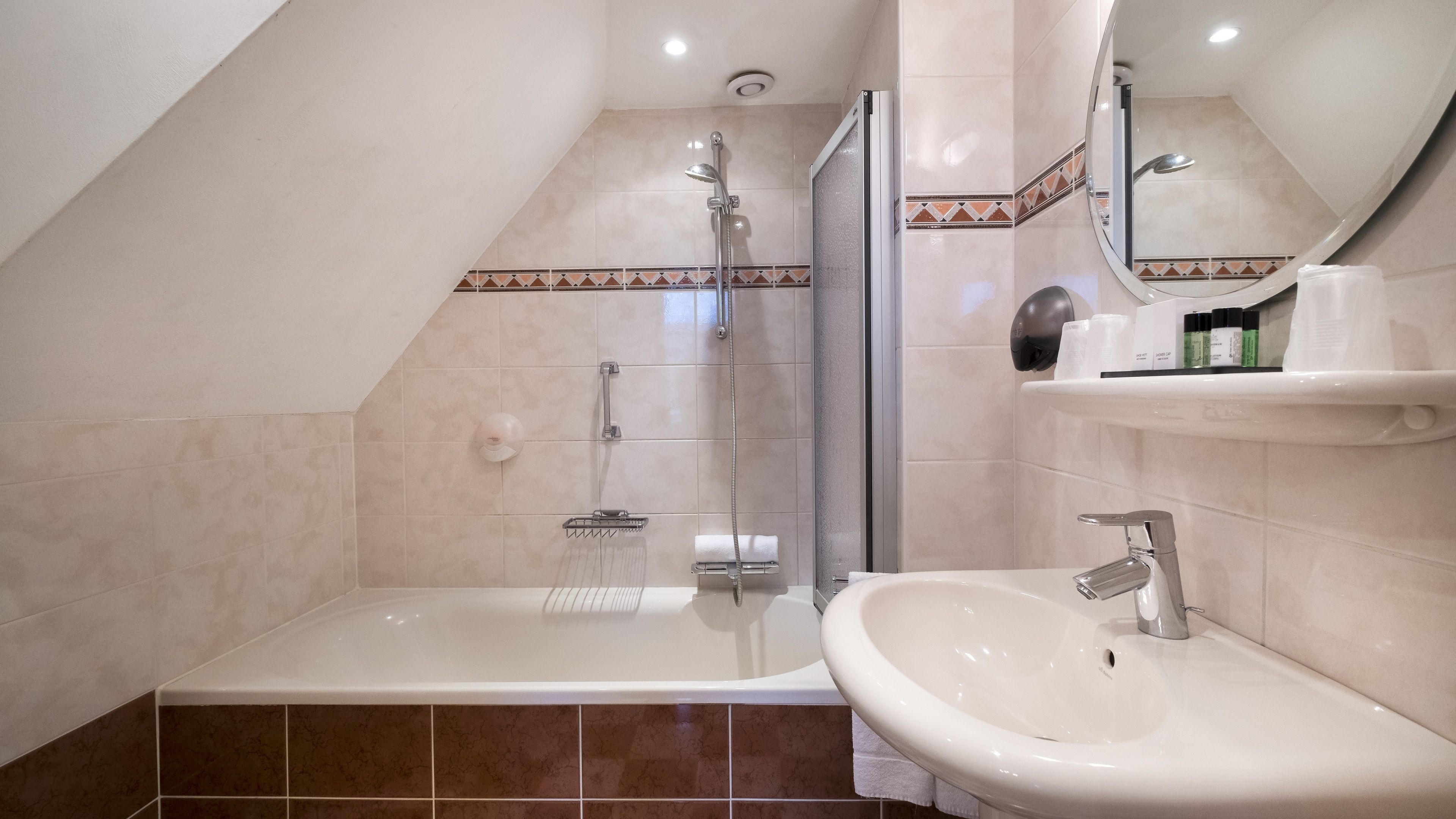 triple room | bathroom | hair dryer, towels