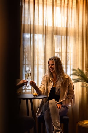 Bar (on property) - Hotel Aalders (Amsterdam)