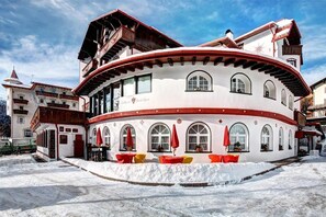 Front of property - Storico Hotel Regina (Primiero San Martino di Castrozza)